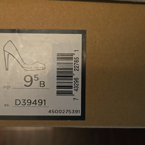 BNIB!! Cole Haan Women's Chelsea High Pump: Sandstone Patent, Size 9.5B - Picture 13 of 13